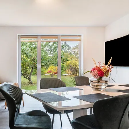 Grosses Im Gruenen -